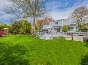 10 Irvinlee Place, East Northport NY 11731