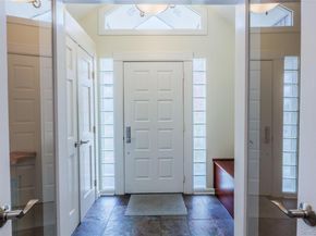 10 Irvinlee Place, East Northport NY 11731
