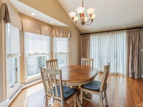 10 Irvinlee Place, East Northport NY 11731