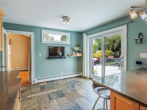 10 Irvinlee Place, East Northport NY 11731