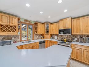 12 Oakdale Avenue, Farmingville NY 11738