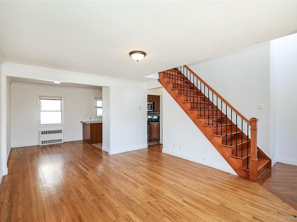 489 Emory Road, Mineola NY 11501