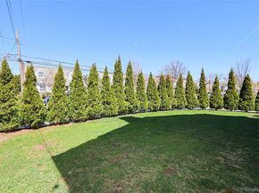 489 Emory Road, Mineola NY 11501