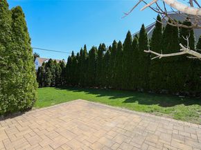 489 Emory Road, Mineola NY 11501