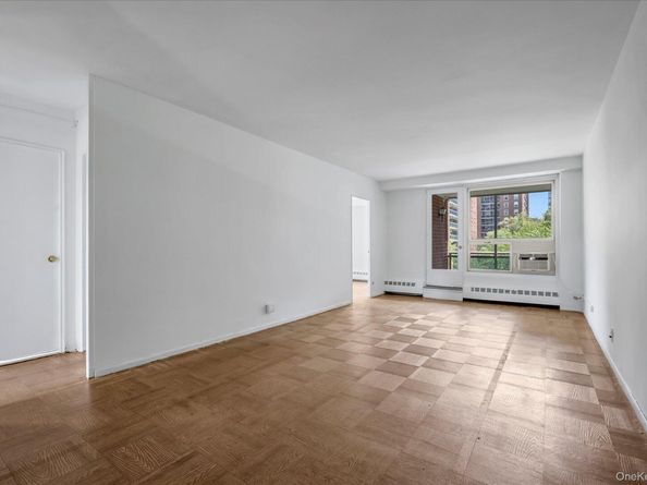 97-10 62 Drive 3H, Rego Park NY 11374