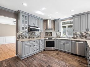 3060 Dahlia Court, Yorktown Heights NY 10598