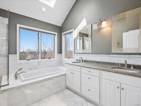 3060 Dahlia Court, Yorktown Heights NY 10598