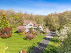 3060 Dahlia Court, Yorktown Heights NY 10598