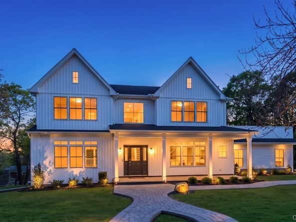 44 Elder Avenue, Farmingville NY 11738
