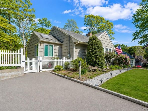 42 Shady Lane, Huntington NY 11743