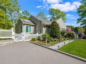 42 Shady Lane, Huntington NY 11743
