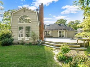 42 Shady Lane, Huntington NY 11743