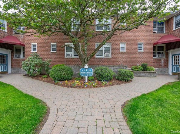 9 Bryant Crescent 2F, White Plains NY 10605