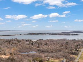 5 Marc Street, Shelter Island NY 11964