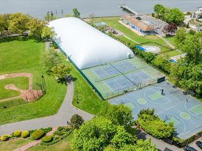 9 South Drive, Great Neck NY 11021