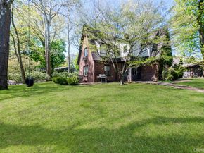 9 South Drive, Great Neck NY 11021