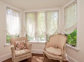 9 South Drive, Great Neck NY 11021