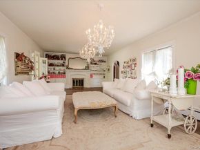 9 South Drive, Great Neck NY 11021