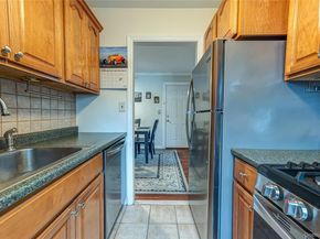 86 Cardinal Lane 2A, Islip NY 11751