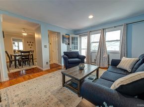 86 Cardinal Lane 2A, Islip NY 11751