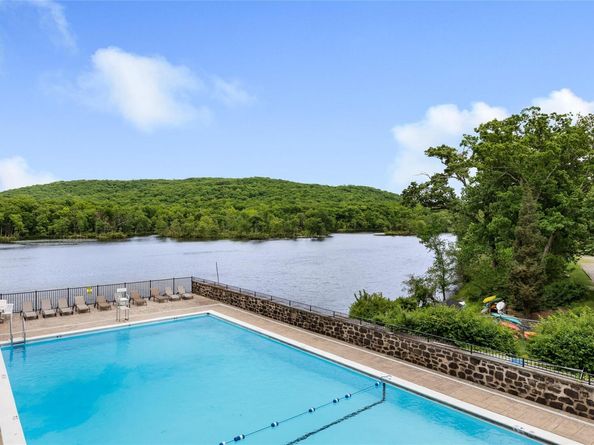 341 Furnace Dock Road 30, Cortlandt Manor NY 10567