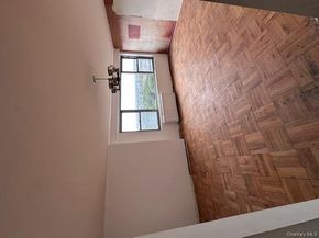 125-10 Queens Boulevard 2307, Kew Gardens NY 11415