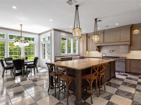 22 Terrace Court, Old Westbury NY 11568