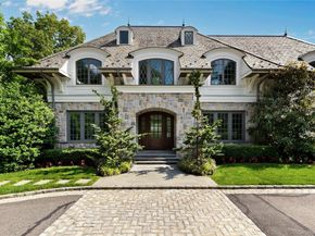 22 Terrace Court, Old Westbury NY 11568