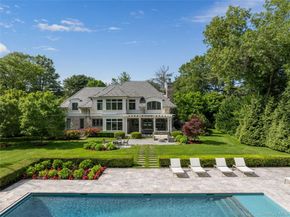22 Terrace Court, Old Westbury NY 11568