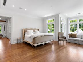 22 Terrace Court, Old Westbury NY 11568