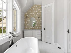 22 Terrace Court, Old Westbury NY 11568