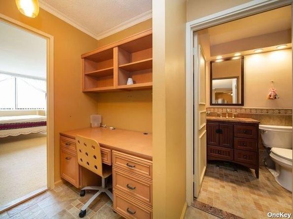 2 Bay Club Drive 16V, Bayside NY 11360