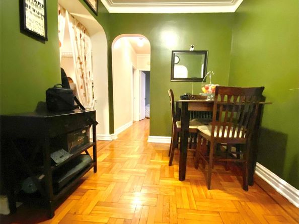 190 E Mosholu Parkway S 1J, Bronx NY 10458