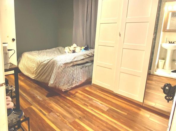 190 E Mosholu Parkway S 1J, Bronx NY 10458