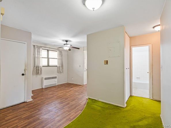 90-50 Union Turnpike 11L, Glendale NY 11385