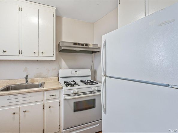 90-50 Union Turnpike 11L, Glendale NY 11385