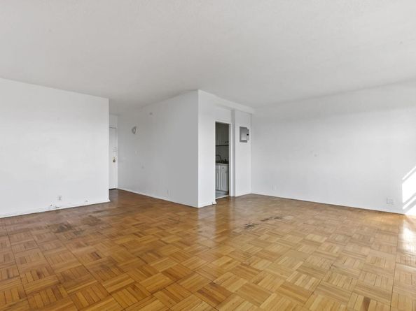 6 Fordham Hill Oval 69C, Bronx NY 10468