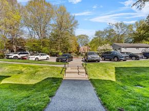 156 Carriage Court G, Yorktown Heights NY 10598