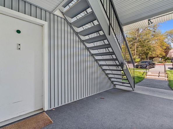 156 Carriage Court G, Yorktown Heights NY 10598