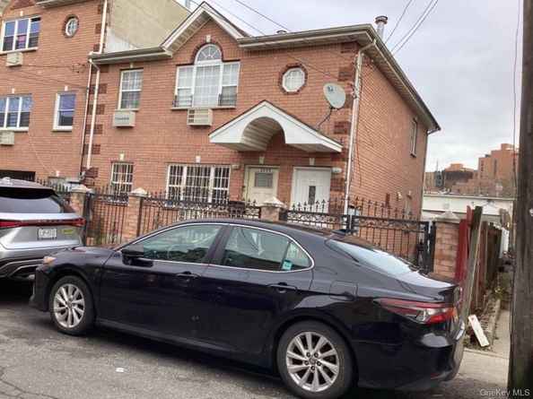 13-58 Pinson Street, Far Rockaway NY 11691