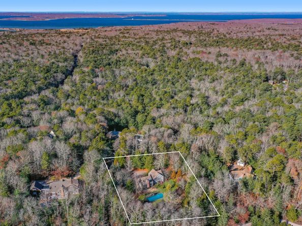 6 Joshuas Hole Road, East Hampton NY 11937