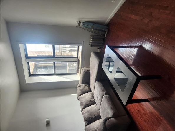941 Jerome Avenue 8G, Bronx NY 10452