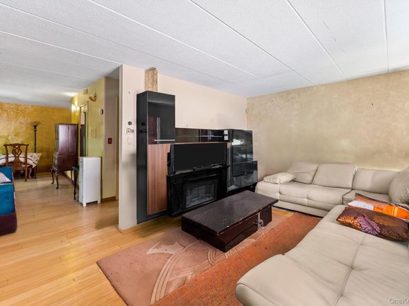 300D W 137 Street D, New York (Manhattan) NY 10030