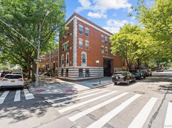 300D W 137 Street D, New York (Manhattan) NY 10030