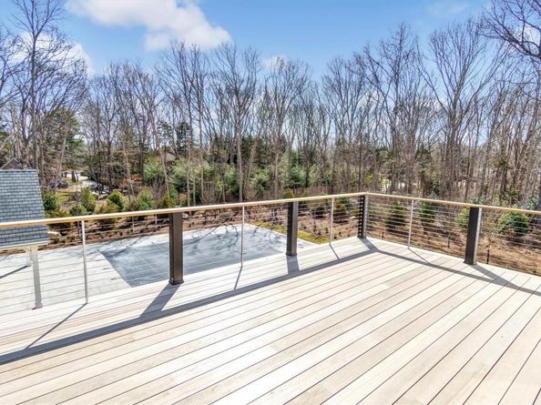 4 Dogwood Drive, East Hampton NY 11937