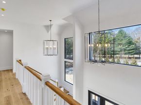 4 Dogwood Drive, East Hampton NY 11937