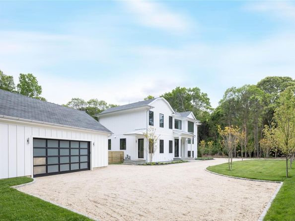 4 Dogwood Drive, East Hampton NY 11937