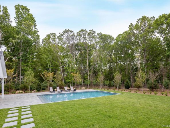 4 Dogwood Drive, East Hampton NY 11937