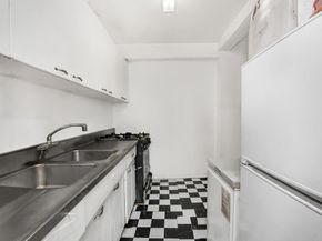 4 Fordham Hill Oval 8D, Bronx NY 10468