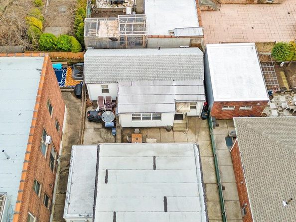 21-51 48th Street, Astoria NY 11105